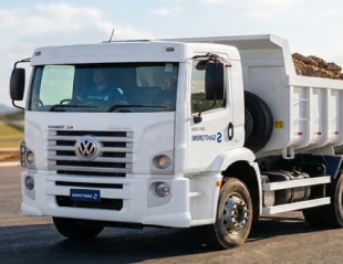 Caminhão Basculante